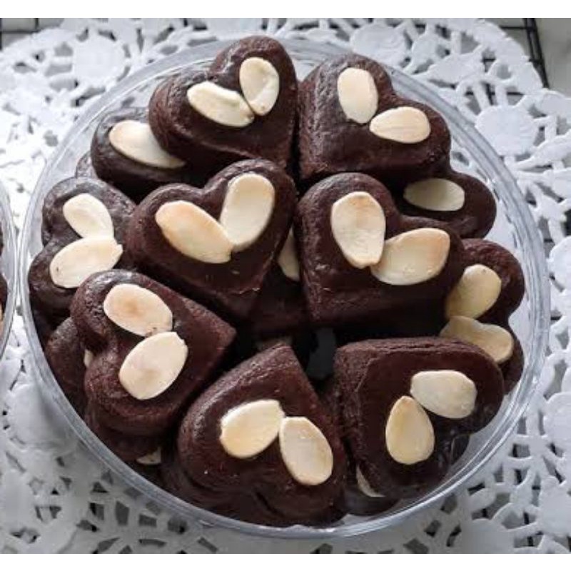 KUE KERING LEBARAN COKLAT ALMOND