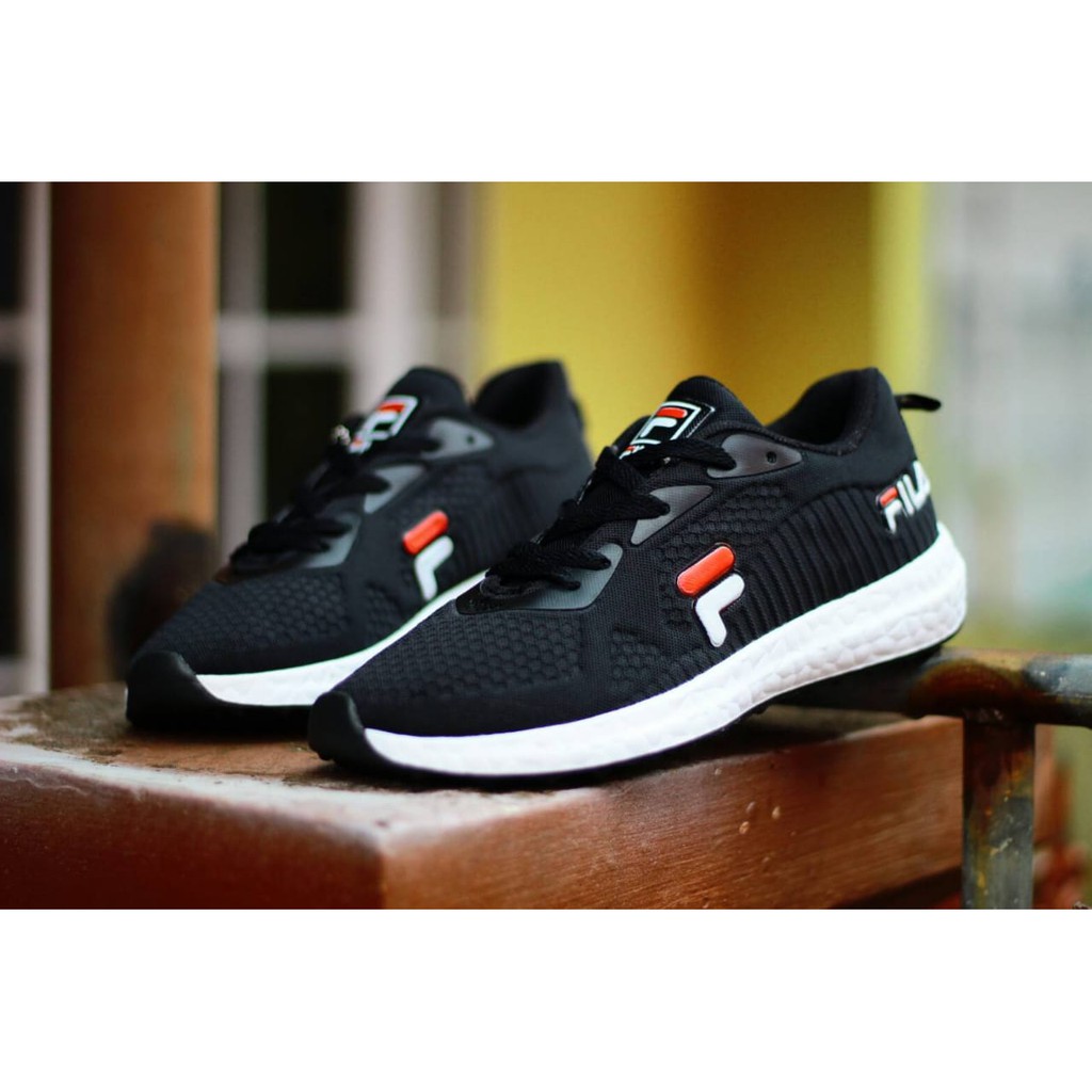 Sepatu FILA PRIA Kasual Casual Olahraga Joging Santai Sepatu FILA PRIA Kasual Casual Olahraga Joging Santai