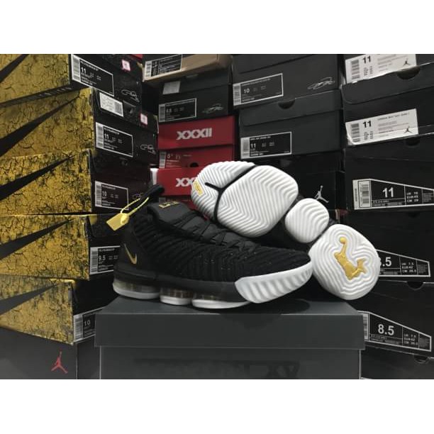 sepatu basket lebron 16 black gold