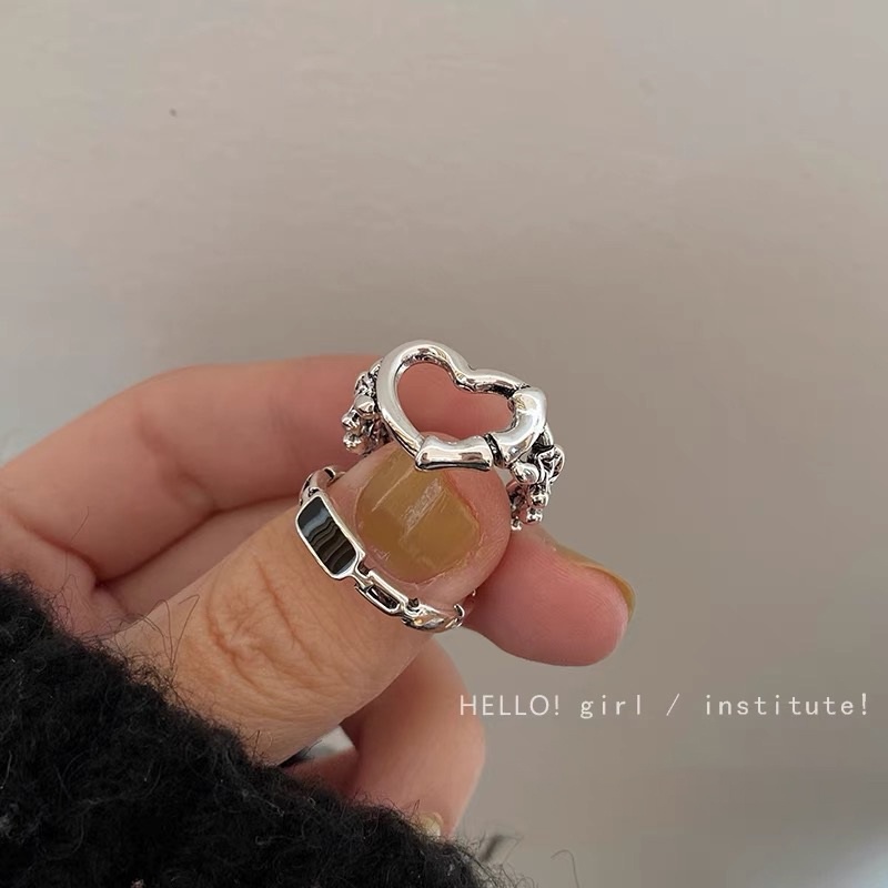 YEEZII 2pcs / Set Cincin Bentuk Hati Warna Silver Gaya Retro Untuk Wanita