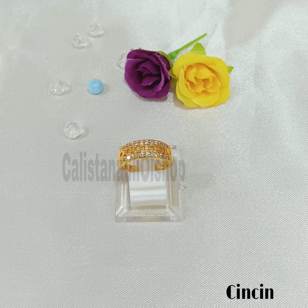 GELANG+CINCIN KOTAK PINGGIR PERMATA SUPEL ELEGAN PERHIASAN EMAS KOREA ANTI KARAT DAN ANTI LUNTUR
