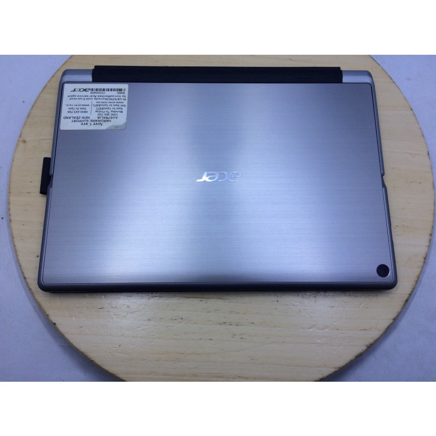 ACER SWITCH ALPHA 12 I5 6200U 8GB RAM 256GB SSD 2160X1440 CAM USB C MR