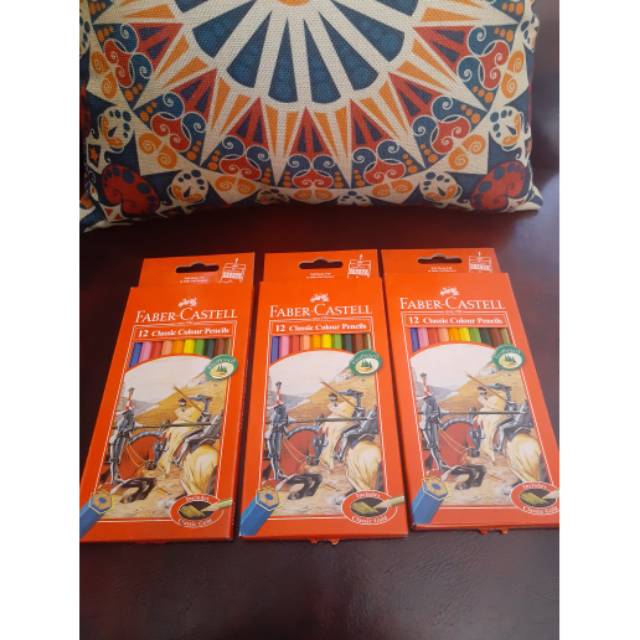 

Pensil warna Faber Castell 12 warna