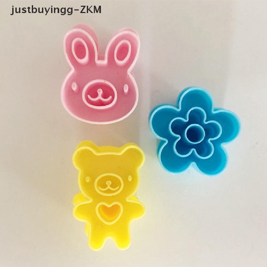 Cetakan Roti Kuebiskuit Bentuk Kelinci Beruang Bunga Model Timbul