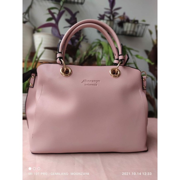 (READY) tas slempang wanita kekinian limited edition Ken Dedes by monzaya Indonesia