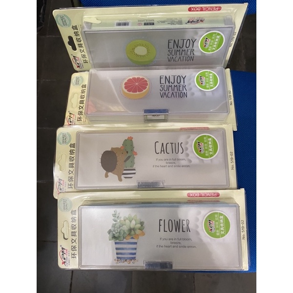

kotak pensil/tempat pensil transparant