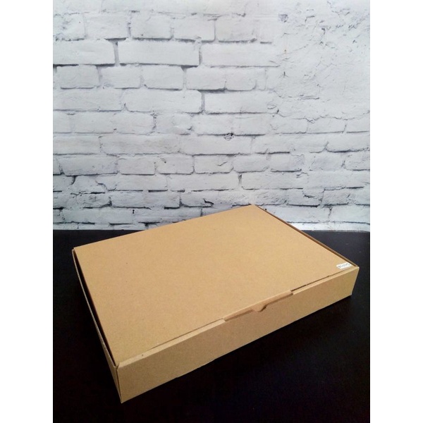 

KARDUS BOX 20x20x5
