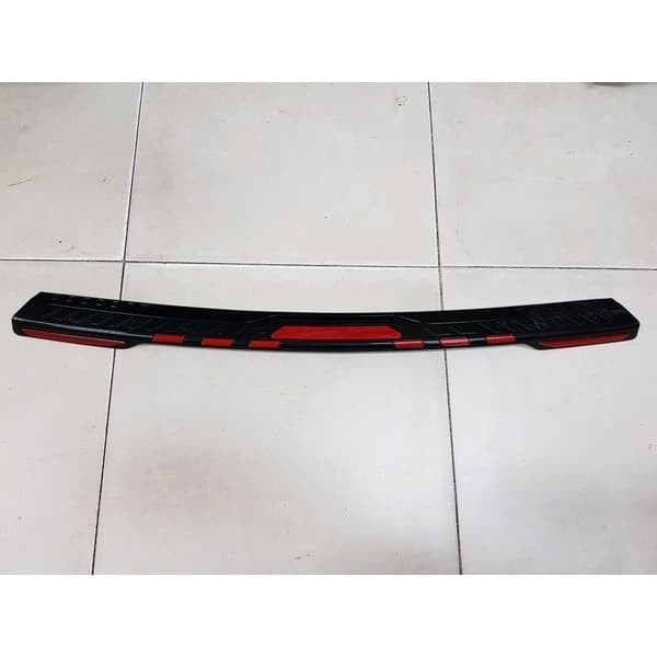 Sill Plate Belakang Terios 2018 Plastik