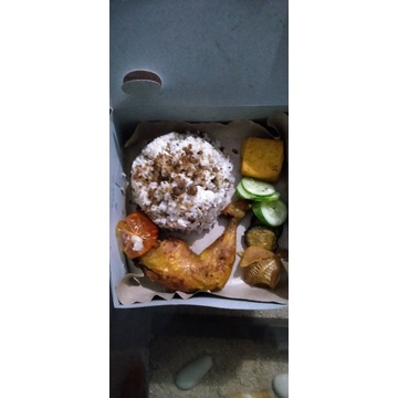 

Garasi ayam cobek seuhaah