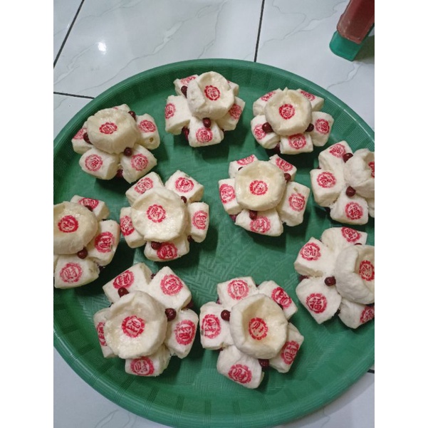 

MIKE BAGAN / HUAT KUE/ HUATKUE/ KUE MEKAR VEGETARIAN/TANPA TELUR 280gr min order 5pcs