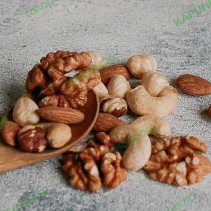 

250GRAM KACANG MIX NUT PANGGANG / TRAIL ROASTED MIX NUT ( ALMOND-MEDE-WALNUT)