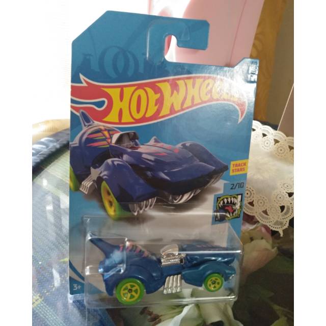 Hot Wheels 2/10 Purrfect Speed