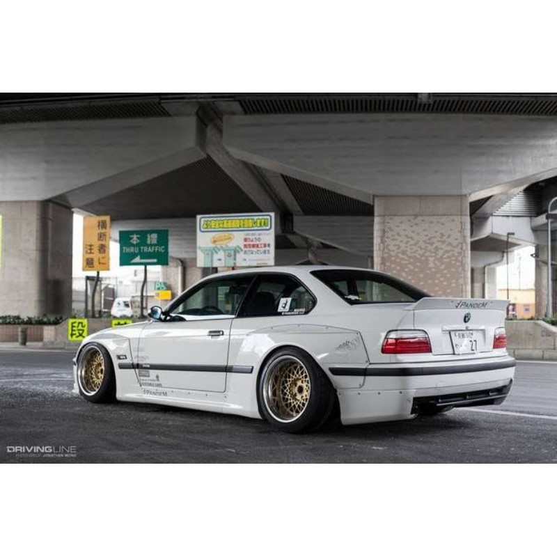 ductail spoiler BMW e36