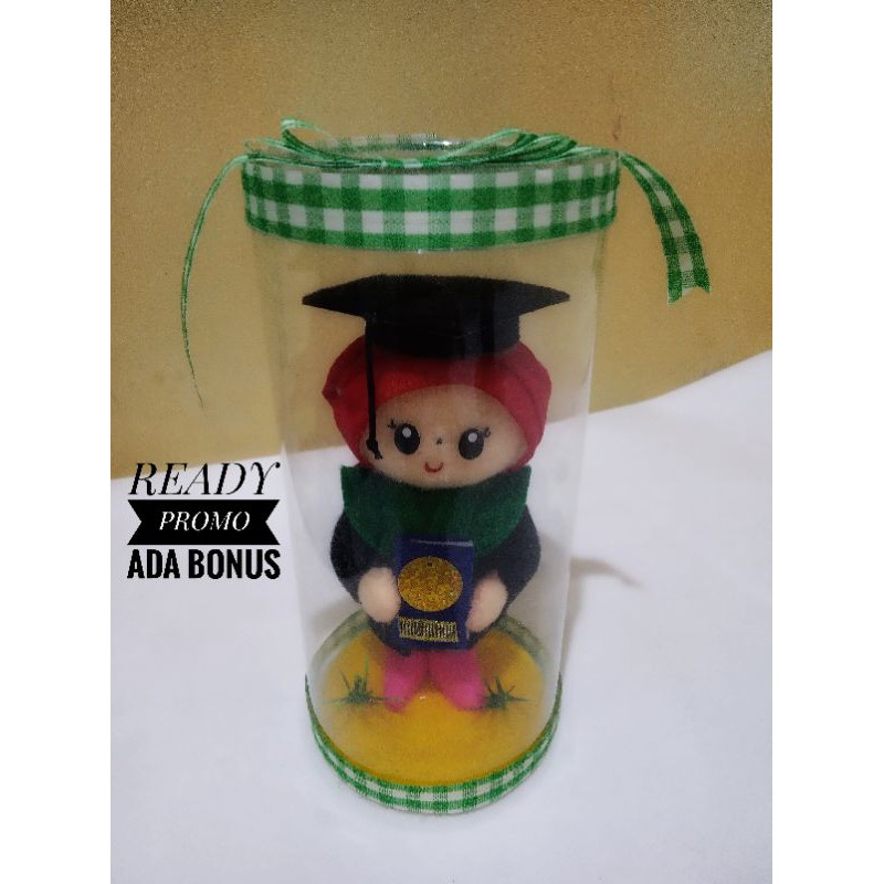 Boneka wisuda,Boneka wisuda flanel, Boneka wisuda kemas mika,Kado wisuda, Hadiah wisuda