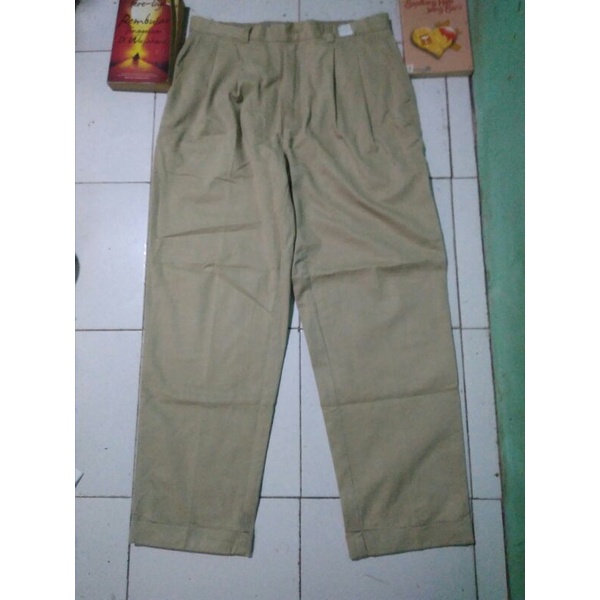 celana Chino second bekas gap ukuran 34