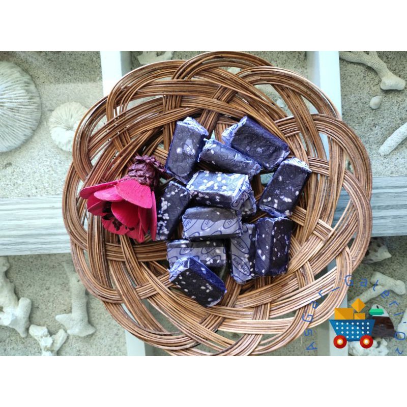 

Dodol garut Asli bestari ketan hitam+wijen / Dodol Bestory