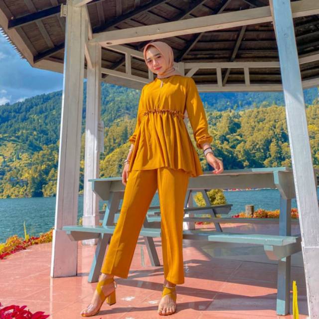 Calista set