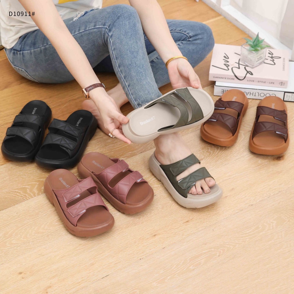 Slippers For Women With Rubber Sandal D10911