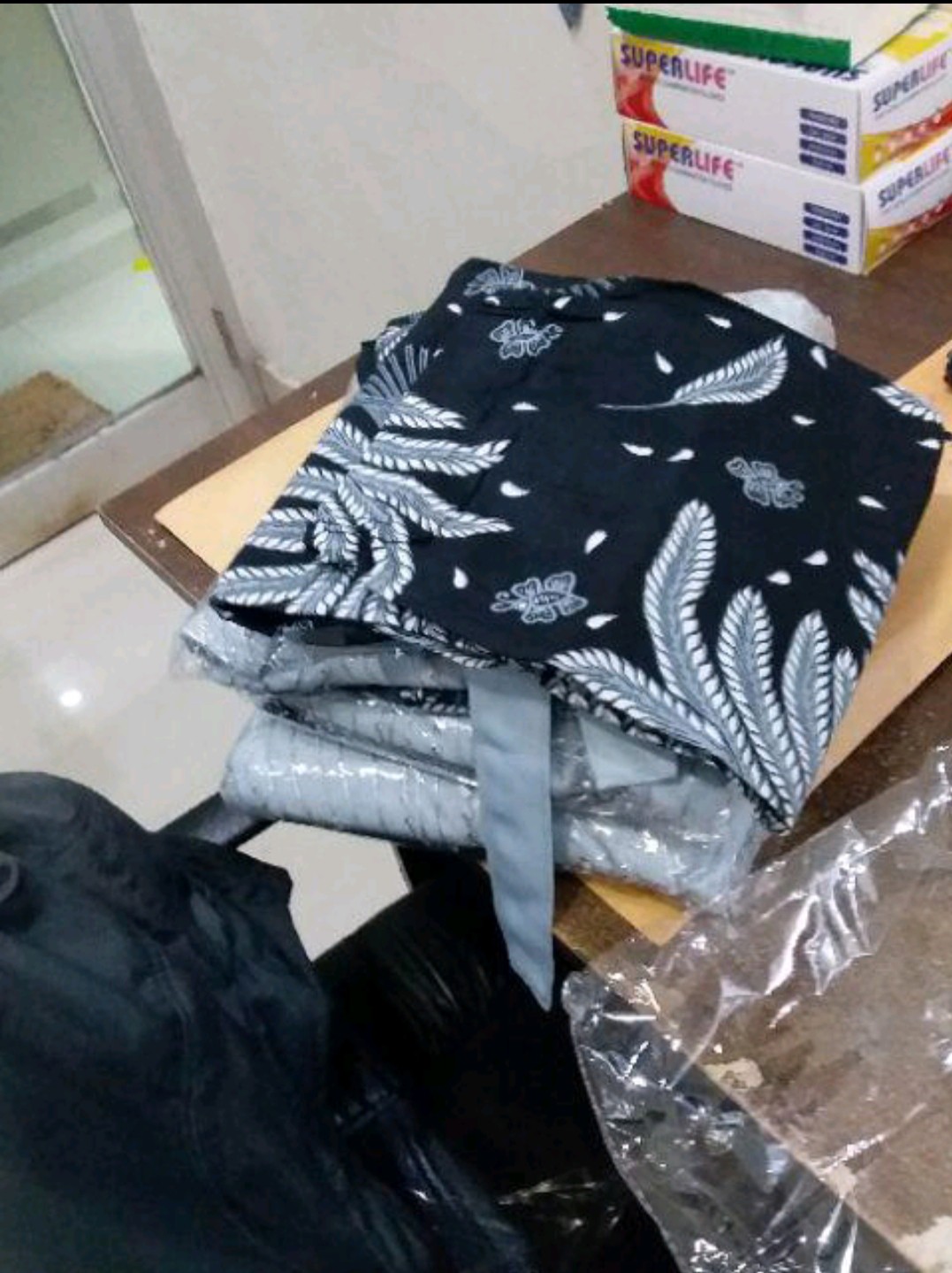 [new Arival] Wou Batik Couple Silvia Brokat Tille-modern Batik Couple Sarimbit Brokat - Bs099