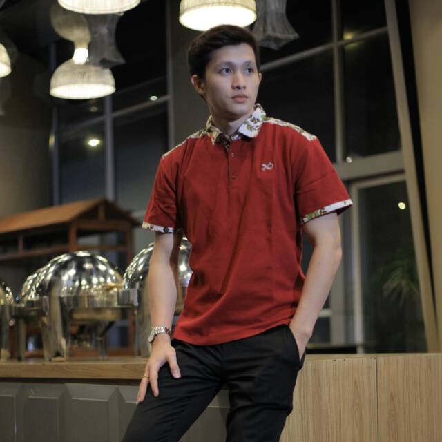 Loyal Kaos Polo Batik Maroon Modern Pria M L XL XXL