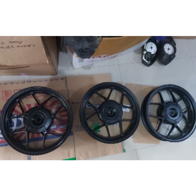 velg resing belakang lepasan motor Vario 125 new