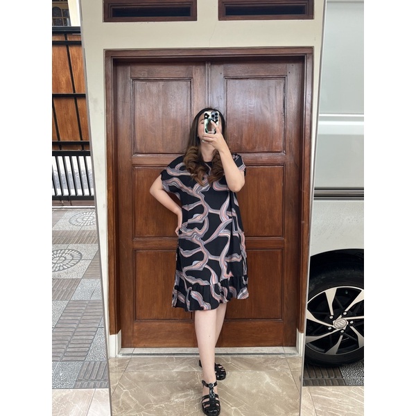 Daster Viral | Daster Ruffle Rayon | Daster Kekinian-V.HITAM