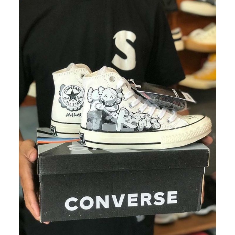 Converse x kaws premium