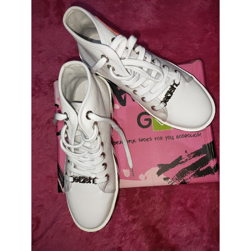 Sepatu Gosh Putih