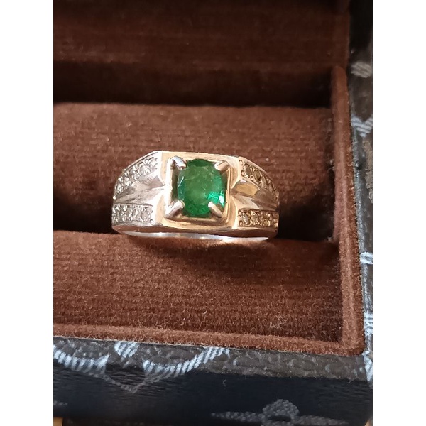 natural emerald beryl zamrud batu zamrud