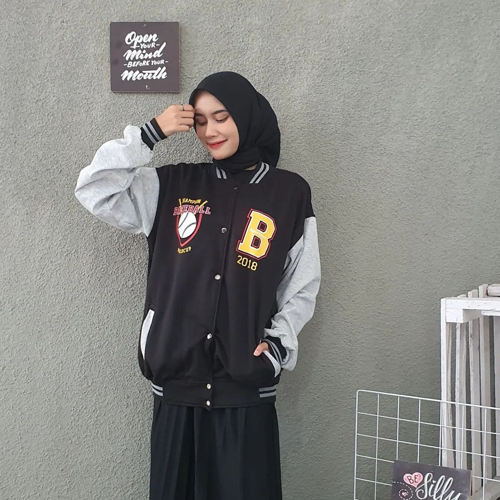 Jaket Sweater Baseball B bisa untuk pria/wanita