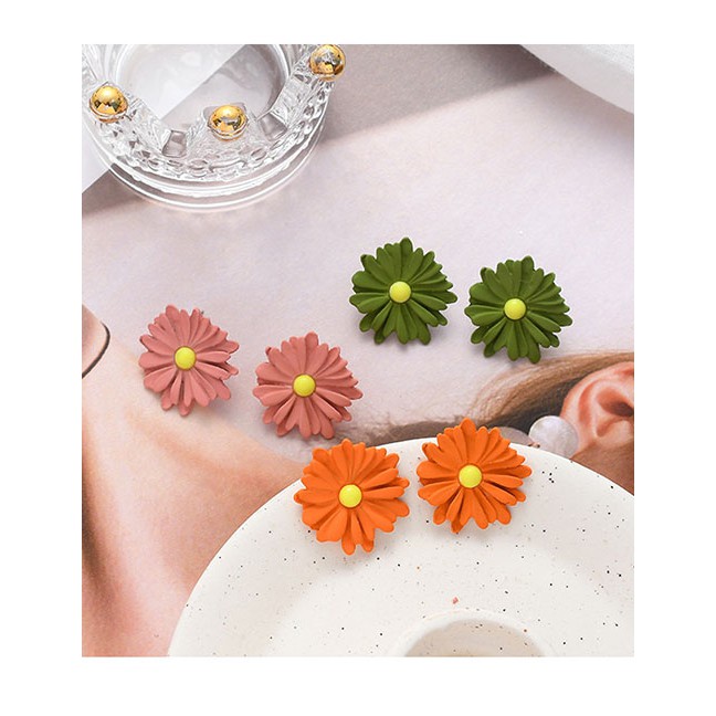 LRC Anting Tusuk Pink Small Daisy Flower Multi-layer Color K1262X