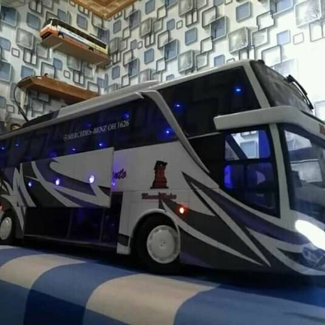 Miniatur Bus Po Haryanto & Sudiro Tungga Jaya
