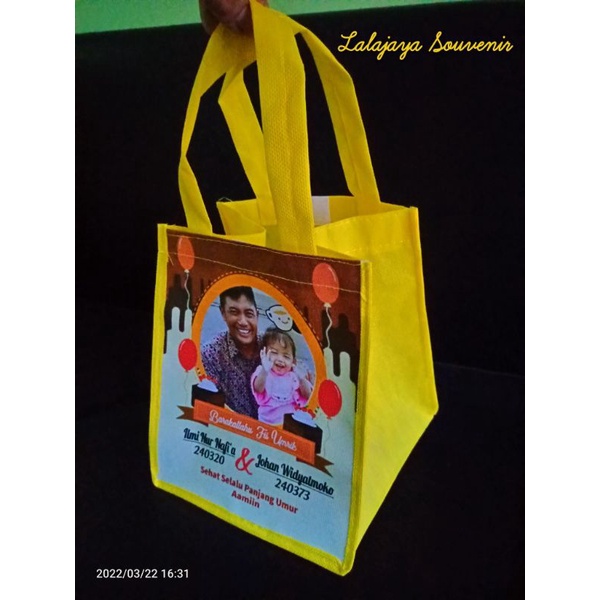 

souvenir tas custom tas kado tas ulang tahun tas idul fitri tas berkat tas spunbond