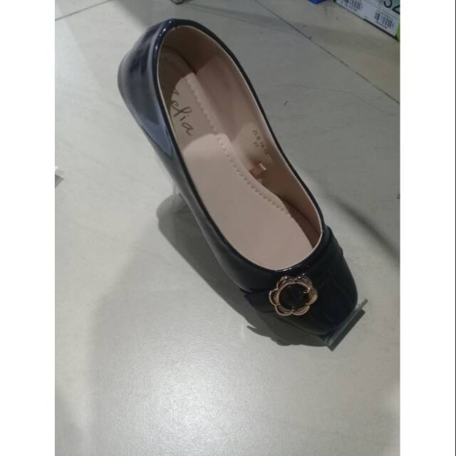 Sepatu balerina by zelia