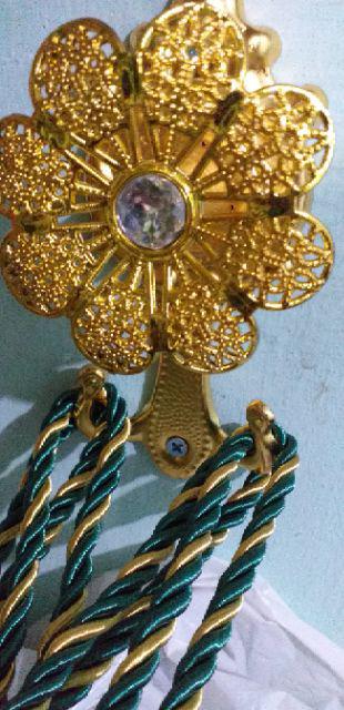 Hook Gorden Bunga Diamond (1 Pasang)
