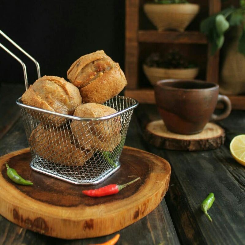 

tahu bakso isi daging pedas