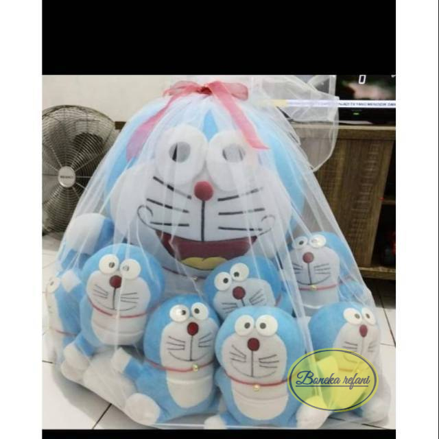 Boneka DORAEMON beranak