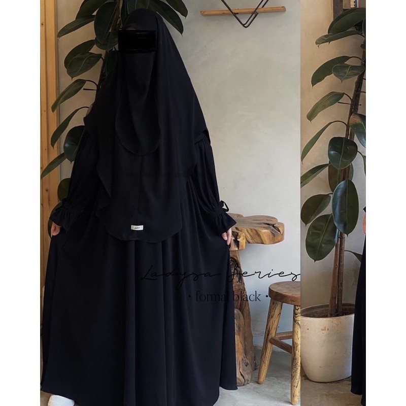 Ladysa Formal Black Set Khimar Jumbo bysofni