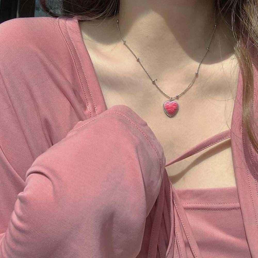 Kalung Choker Liontin Bentuk Hati Warna Pink Silver Gaya Minimalis Untuk Wanita