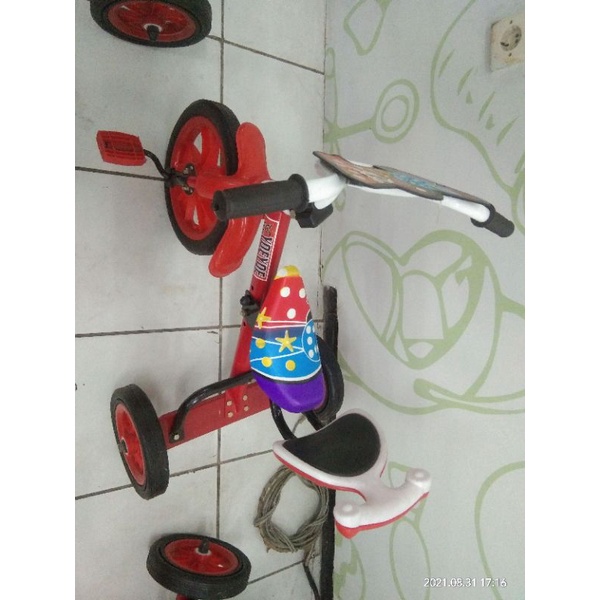 Sepeda anak Yoe-Yoe R3 Cat