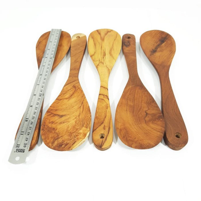 Kerajinan Centong Nasi Besar Kayu Jati Utuh Ukuran 35cm