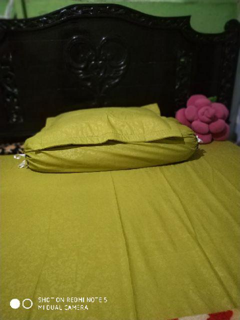 Seprei/sprei Embos Botak 180x200