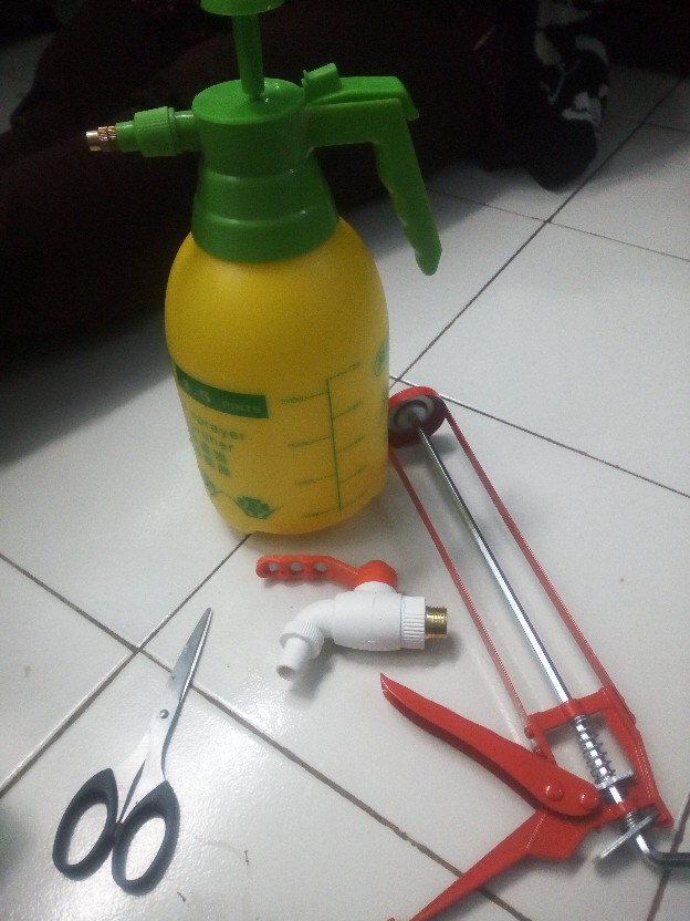 Kran Air Tembok Jumbo Kuningan 1/2 Mgj