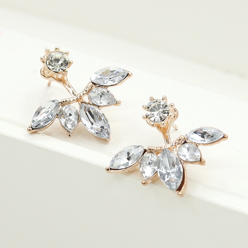 Hu Hu Hu Hu Hu Alat Bantu Pasang Kacamata♡ 1 Pasang Anting Stud Bentuk Bunga Aksen Berlian Imitasi Bahan Alloy Untuk Wanita