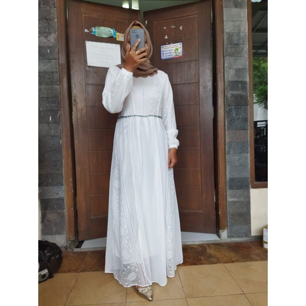 gamis brokat kekinian