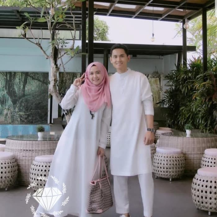 couple aminah putih set lengkap baju pasangan lebaran umroh Cp am vt