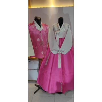 hanbokkorea pasangan putih pink