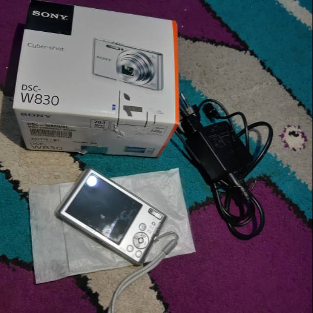 Kamera sony W830 second