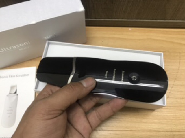 Portable alat facial kecantikan skin scrubber pengangkat kotoran minyak daki pada wajah