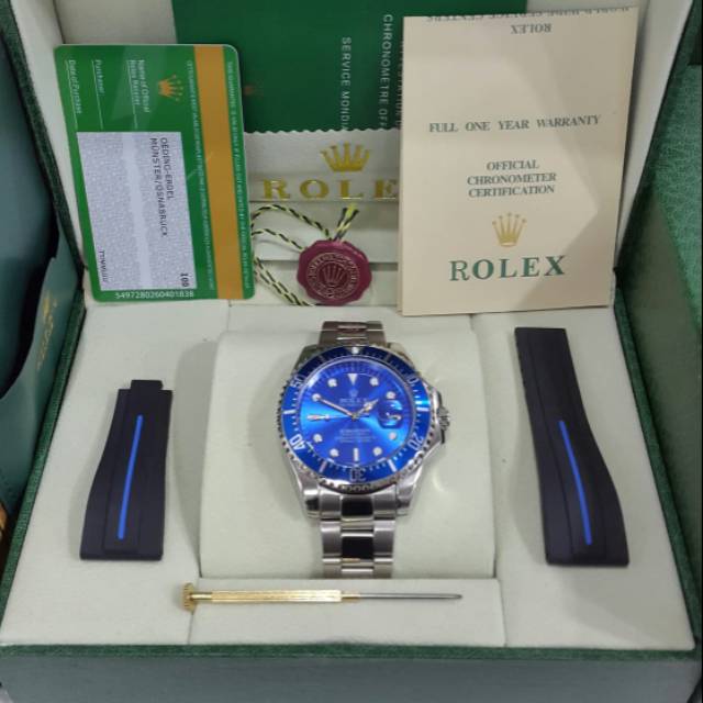 Jam tangan Rolex Submarine